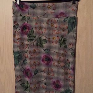 Xl LuLaRoe Cassie skirt - floral
